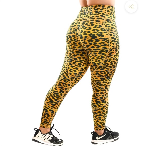 Til You Collapse Sunset Leopard Leggings - Picture 2 of 13